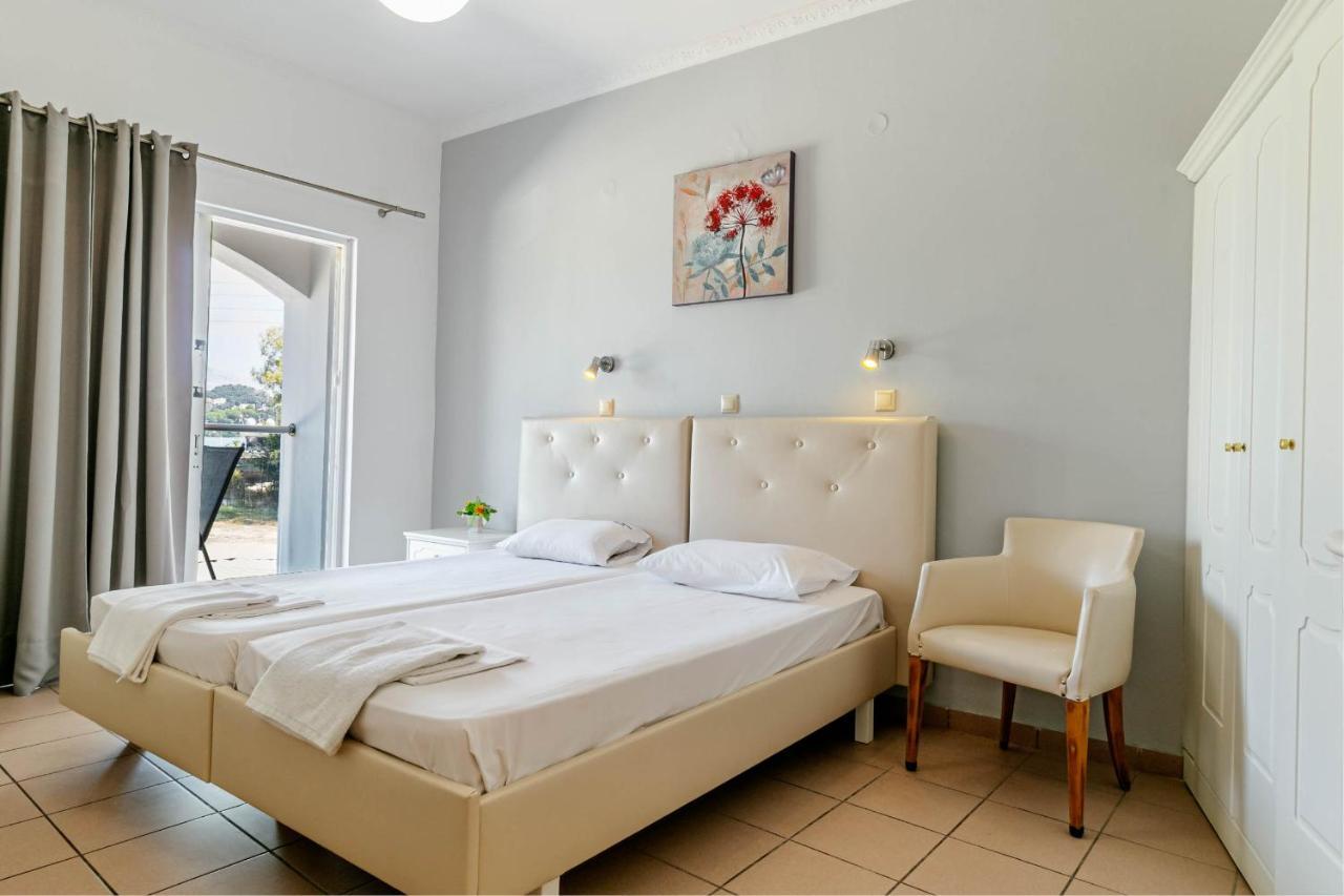 Porto Marina Aparthotel Gouvia Exterior photo
